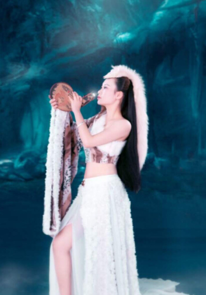 美女主播直播间 为什么主播不让吃香蕉——威扬5