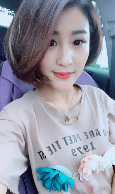 美女主播秀场直播间 美女主播在线直播——蛋包牛零人2