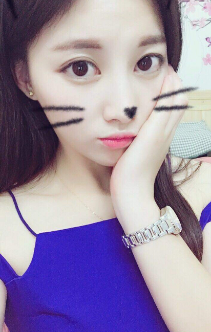 美女主播在线直播间 想看什么舞蹈任你点——小姨子2