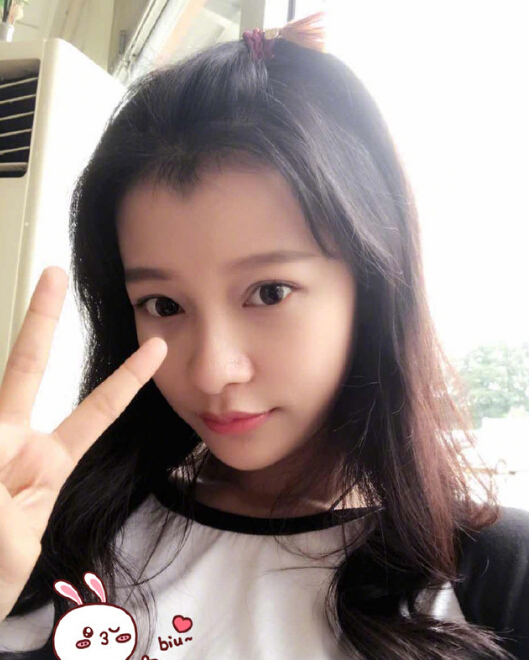孙怡产后晒美照 辣妈还是很有少女感2