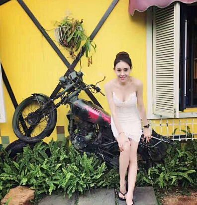 视频聊天室网站 跟美女视频的聊天室——大钰儿2
