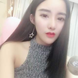 美女主播在线视频网站 只有美女在线的秀场——依洛1