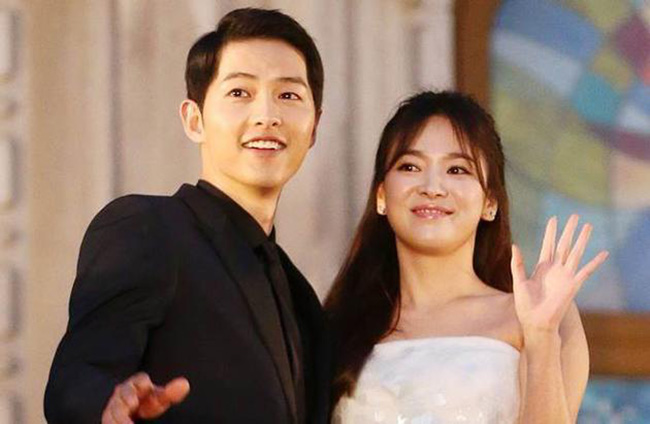 宋仲基宋慧乔大婚 婚礼上两人全程甜到齁1