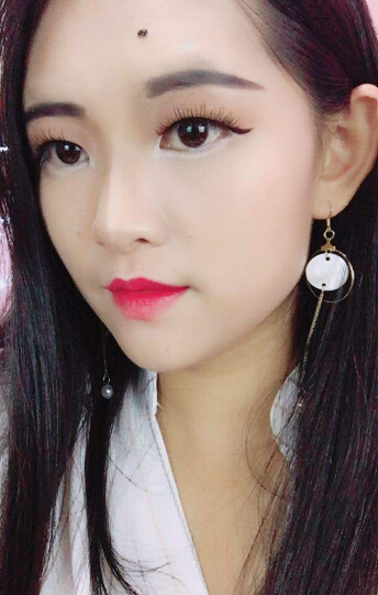 美女主播视频热舞 更多美女在线舞蹈秀场——清落2