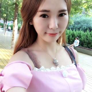 美女直播间热舞视频 直播间中的腰精——曦曦2