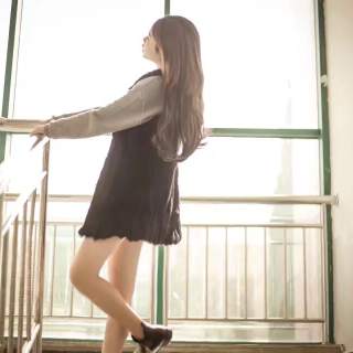 美女直播间的小污女 只会努力唱歌不会污的美女主播——陈小污3