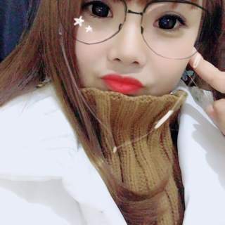 美女主播在线视频 房间没人的时候主播在干嘛——菲娘娘1