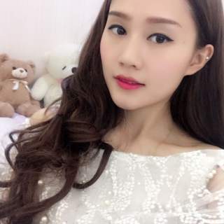 视频聊天室网站 只跟直播间美女聊的聊天室——果小姐3
