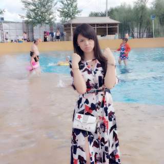 美女主播视频在线 大哥在直播间踢走主播徒弟——颖儿2