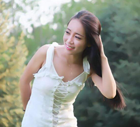 美女主播热舞视频 直播间中的视觉盛宴——小文文1