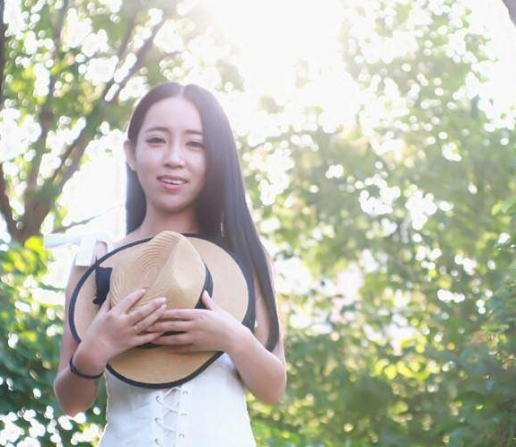 美女主播热舞视频 直播间中的视觉盛宴——小文文2