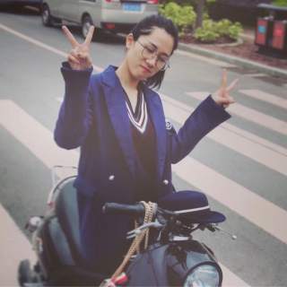 美女主播在线直播间 来跟主播谈谈心——菜菜5