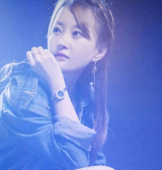 安静唱歌的美女主播 只等你来给她宠爱——琪宝1
