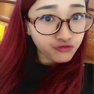 美女直播间视频 直播间中的新晋美女主播——琉璃5