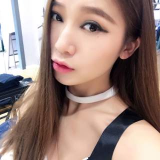 美女秀场视频直播间 只为你开放的美女直播——小贼猫2