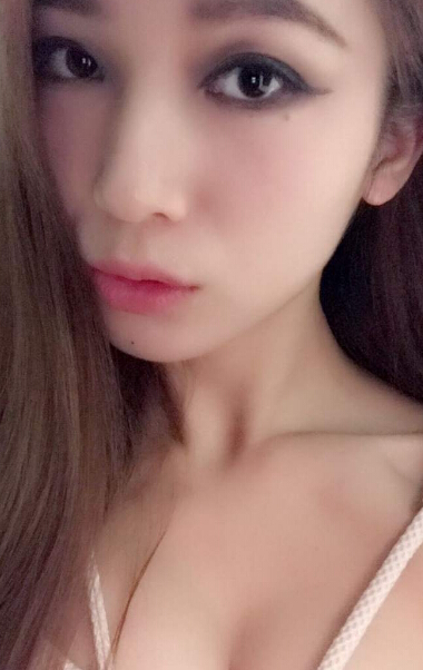 美女秀场视频直播间 只为你开放的美女直播——小贼猫3