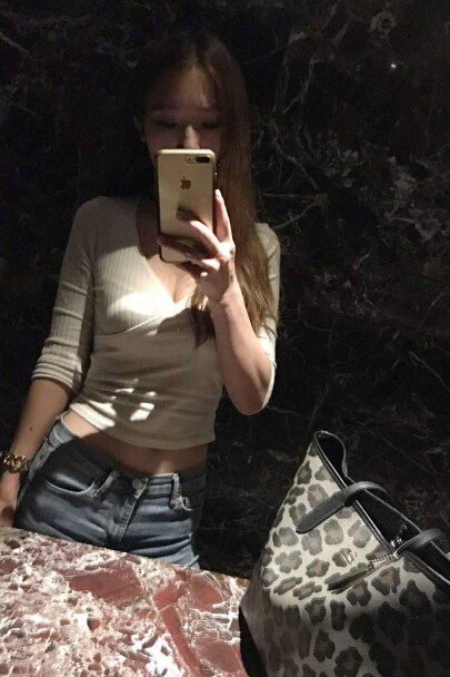 美女秀场视频直播间 只为你开放的美女直播——小贼猫5