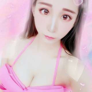 美女秀场直播间 想要有人来疼的主播——柠檬3