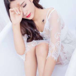美女秀场直播间 想要有人来疼的主播——柠檬4