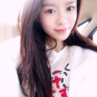 美女秀场视频在线 主播为何开播了不开心——益达5