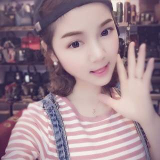 美女直播间在线 为你用心唱歌的主播——小芹菜1