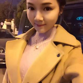 美女直播间在线 为你用心唱歌的主播——小芹菜5