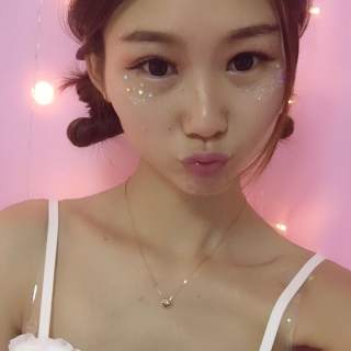 秀色直播间美女 能找到初恋的直播间网站——娃娃2