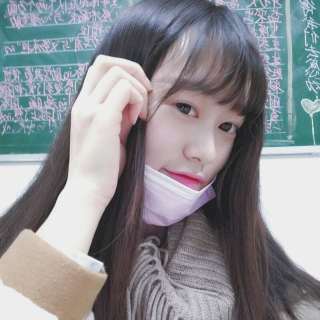 秀色直播间美女 背着女朋友还要来欣赏主播——小奶昔5