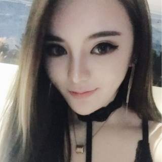 视频直播间聊天 美女主播跟你视频聊——簧小妹