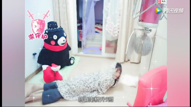 秀色星闻大放送 还有美女主播化茧成蝶前的模样4