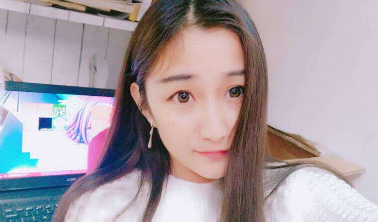 美女直播间视频撒娇 我这么可爱你怎么忍心怼我——小可爱3