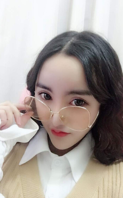 美女主播视频在线 送礼物还要按顺序来——依洛3