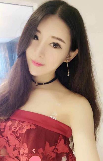 美女直播间在线 会热舞还重感情的主播——喵儿2