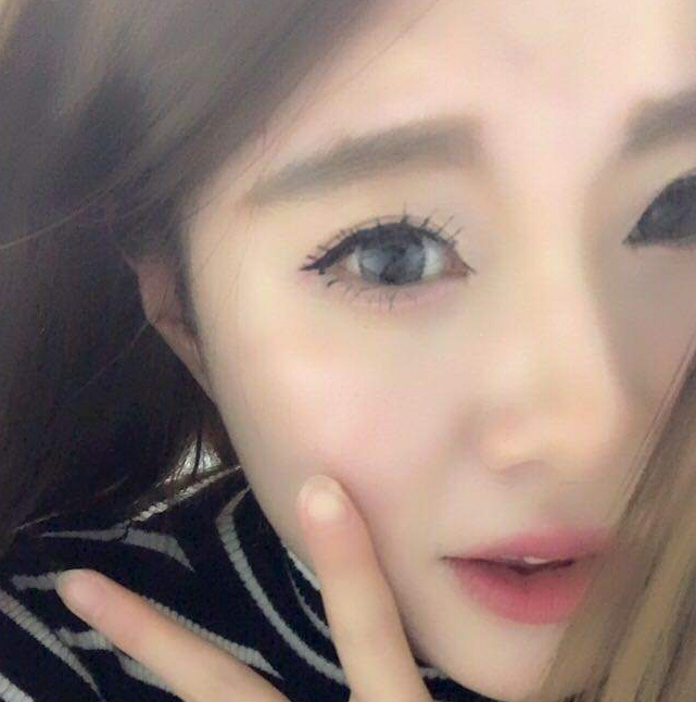 美女主播视频在线 中午没播观众来找茬——奶糖4