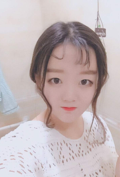 美女直播间pk 两钻主播挑战十四冠——女朋友2