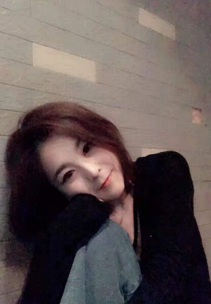 范冰冰与堂妹合影 秀色范冰冰跟堂妹更像3