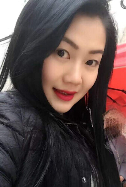 95后女生一身肌肉走红 美女主播的长相金刚芭比3