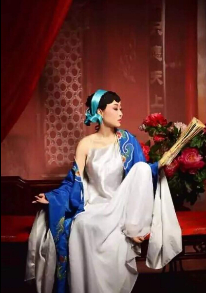鹿晗微博晒自拍 秀色直播间美女发现狗粮5