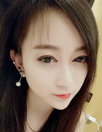 美女视频直播间聊天 懂你的人不需开口——嬛嬛1