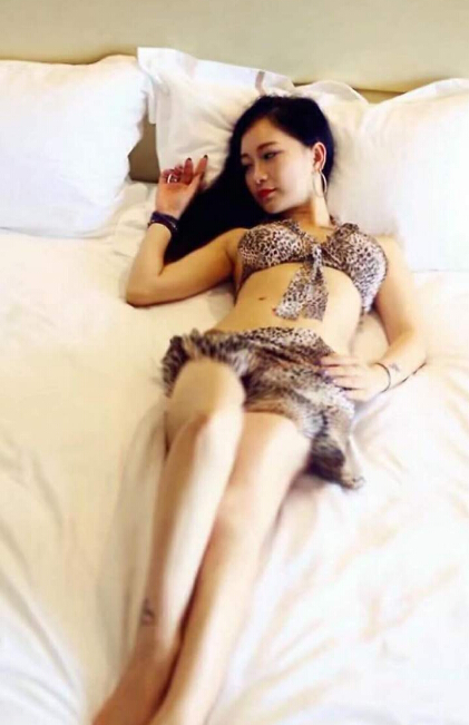 美女视频直播间聊天 懂你的人不需开口——嬛嬛3