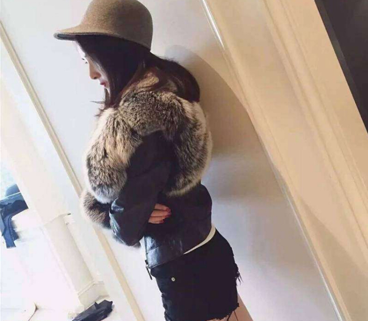 刘荷娜近照曝光 中年的夏之星不比美女主播2