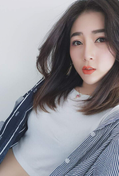 方媛结婚纪念日晒自拍 美女主播发现没有郭富城2