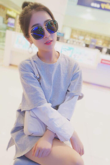 方媛结婚纪念日晒自拍 美女主播发现没有郭富城5