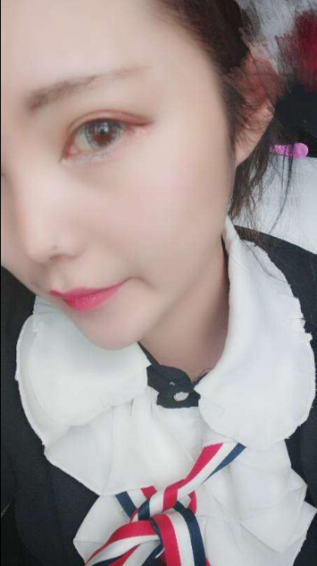 美国女孩狠揍猥琐男 美女主播为她鼓掌5