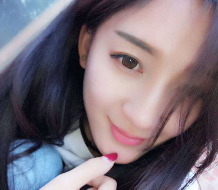 美女主播变身猫女郎 钻守开放被抢空3
