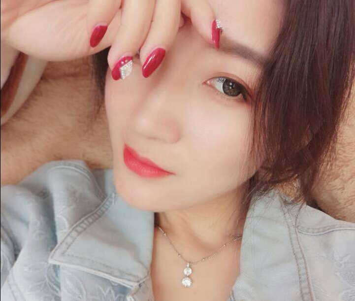 美女主播变身猫女郎 钻守开放被抢空4