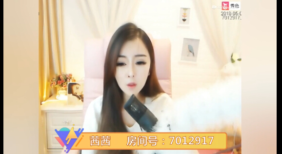 美女主播视频在线 主播连麦竟拉来对面大哥送礼物5