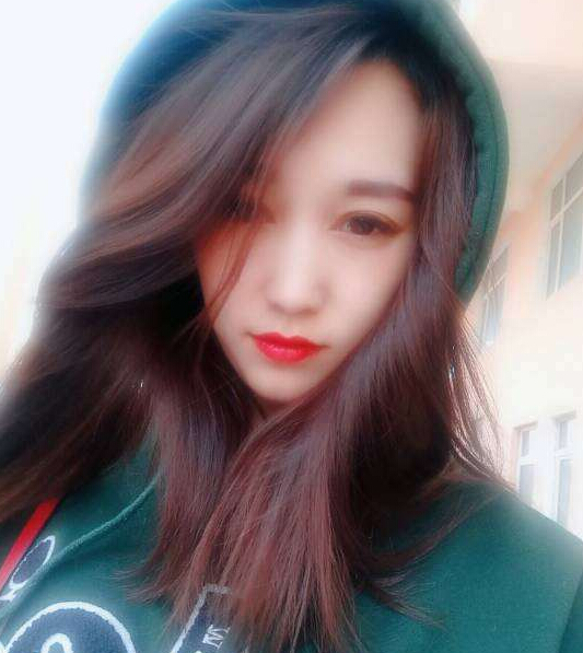 暮光女光脚走红毯 美女主播称赞她的做法3
