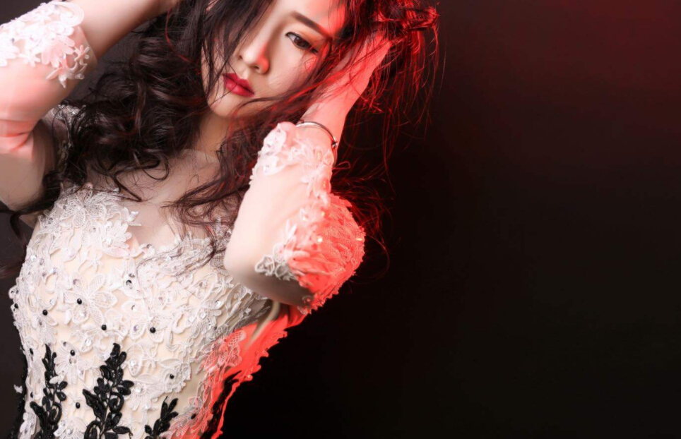 滨崎步再被吐槽 美女主播保持体形秘诀公开3