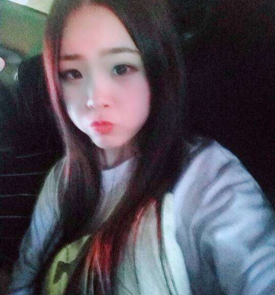 李诞首次正面谈恋情 漂亮女朋友竟不输美女主播2